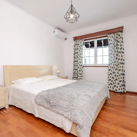 Casa Da Adega Holiday home