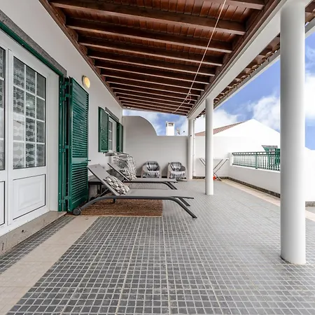 Casa Da Adega Holiday home